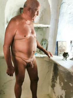 Un vecchio monastero