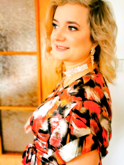 Karen very fuckable slut wife,she like exposed pussy