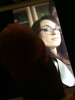 Pompinara con gli occhiali!