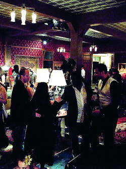 bisex  guardone e cornuto