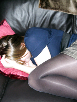 CASALINGHE MOGLI IN COLLANT PER CASA