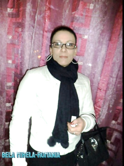 bela mirela - esibizionista porca di ferrara