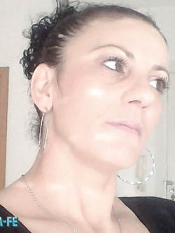 bela mirela - esibizionista porca di ferrara