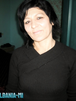 SILVANA  BADANTE ESIBIZIONISTA