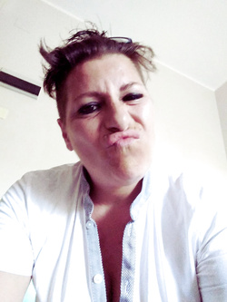 lory - esibizionista bisex di crotone