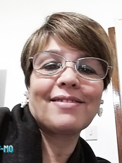 carmela - matura esibizionista di modena
