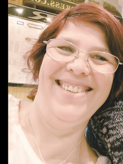 carmela - matura esibizionista di modena