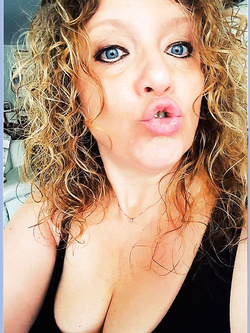 SANDRA - MILF VARESE