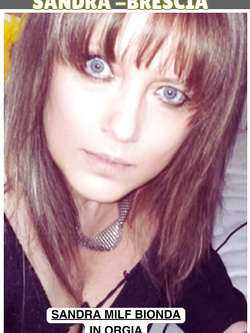 sandra - milf esibizionista di varese