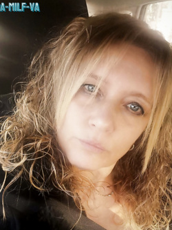 sandra - milf esibizionista di varese