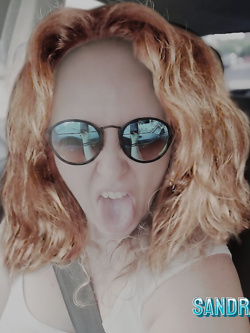 sandra - milf esibizionista di varese