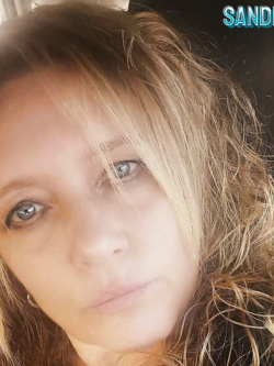 sandra - milf esibizionista di varese