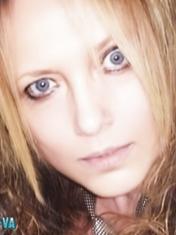 sandra - milf esibizionista di varese