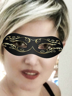 azzurra - estetista esibizionista di pavia