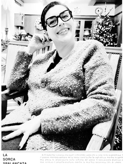 SERENA - MILF ESIBIZIONISTA DI MILANO