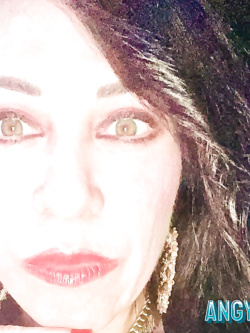 MILF - MATURE  ESIBIZIONISTE