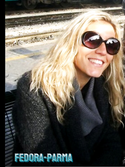 fedora - hostess esibizionista parma