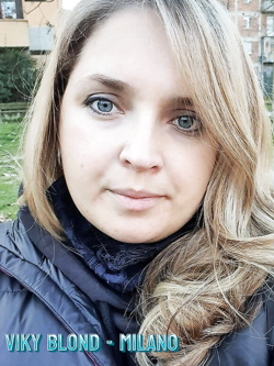 VIKY BLOND - MI - RUMENA ESIBIZIONISTA