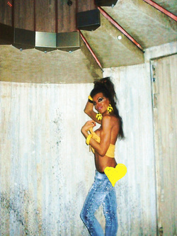 SBUUURRRRRRR IN CULOOOOOOOOOOOOOOOOOOOO