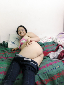 Putita latina envia fotos calientes al amante