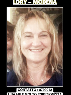 lorenza - casalinga esibizionista da parma