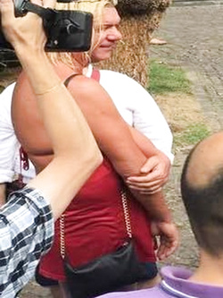 Oca schiava prostituta - 3285932523 - In strada a Diano -