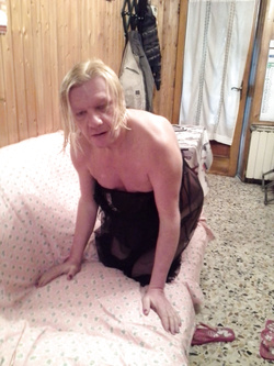 Oca schiava prostituta - 3285932523 - Da un cliente ad Asti