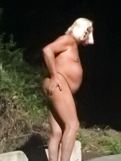 Oca schiava prostituta - 3285932523 - Batto In strada -