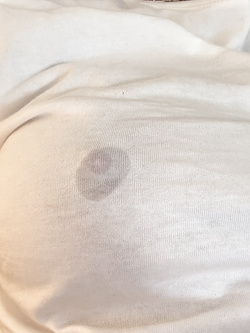 Adoro i vostri commenti da maiali sulle mie tette