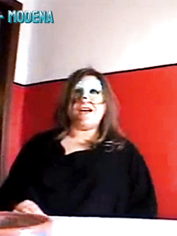 fiorella - porcella esibizionista di modena