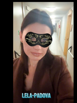 donne in maschera - il fantastico senso del mistero