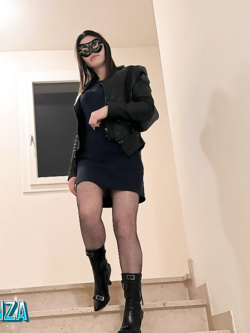 donne in maschera - il fantastico senso del mistero