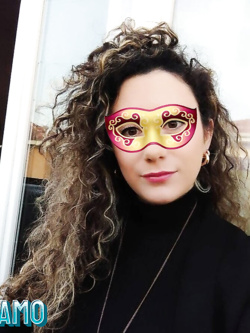 donne in maschera - il fantastico senso del mistero