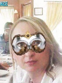 donne in maschera - il fantastico senso del mistero