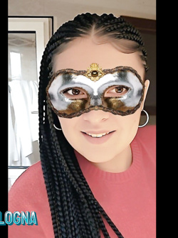 donne in maschera e non - situazioni reali -scambismo