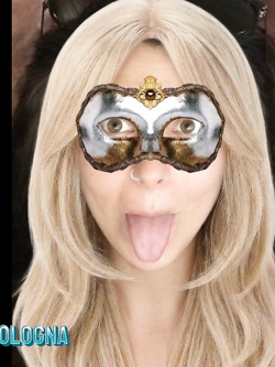 donne in maschera e non - situazioni reali -scambismo