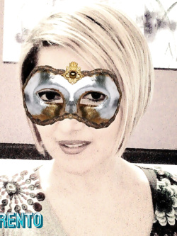 donne in maschera e non - situazioni reali -scambismo