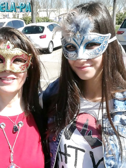 donne in maschera e non - situazioni reali -scambismo