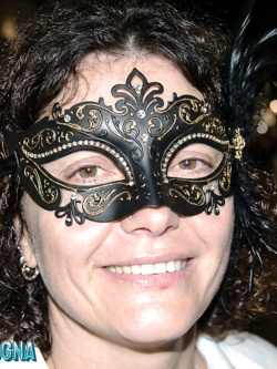 donne in maschera e non - situazioni reali -scambismo