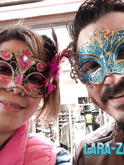 donne in maschera e non - situazioni reali -scambismo