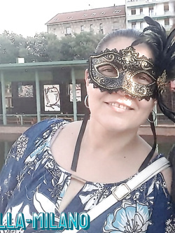 donne in maschera e non - situazioni reali -scambismo