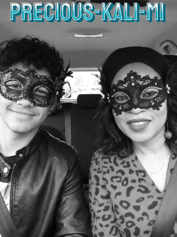 donne in maschera e non - situazioni reali -scambismo