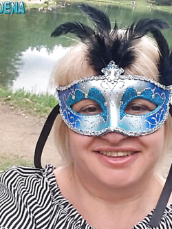 donne in maschera e non - situazioni reali -scambismo