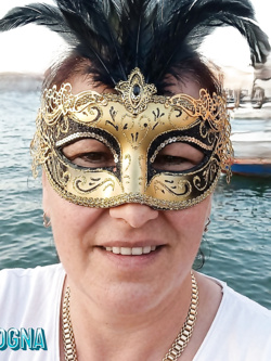 donne in maschera e non - situazioni reali -scambismo