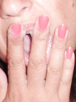 Adoro le bellissime manicure delle mie amiche.