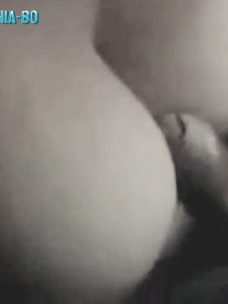 iulia - super milf  di bologna prosperosa e esibizionista