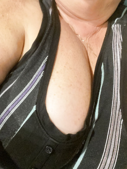 le foto di anna 66 anni , che ne dite ancora attizza il cazz