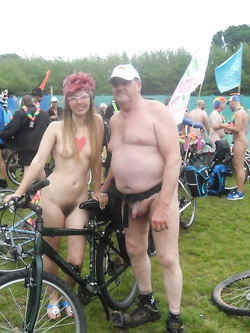 Hairy slut Sophie Collins from 'veganonboard' nude at wnbr 3