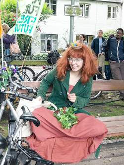 Hairy slut Sophie Collins from 'veganonboard' nude at wnbr 4