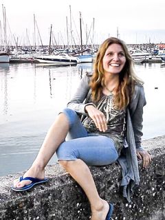 Zan 45 yo Polish hairy mature slut spreading